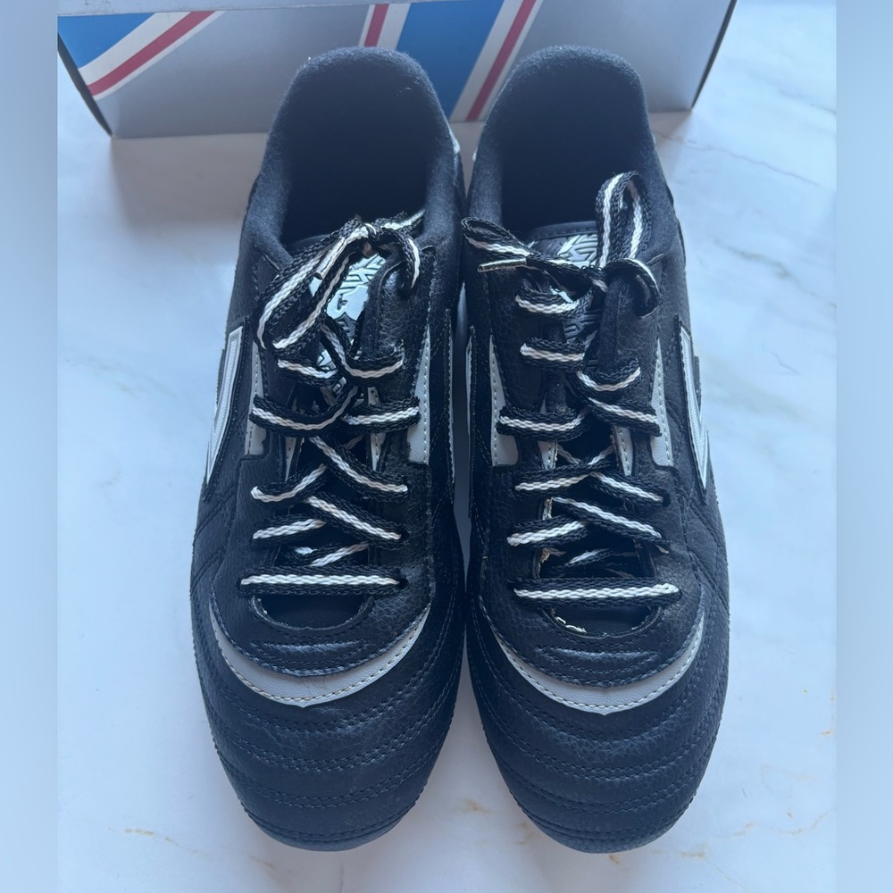 New Balance Black and White Athletic Shoes
